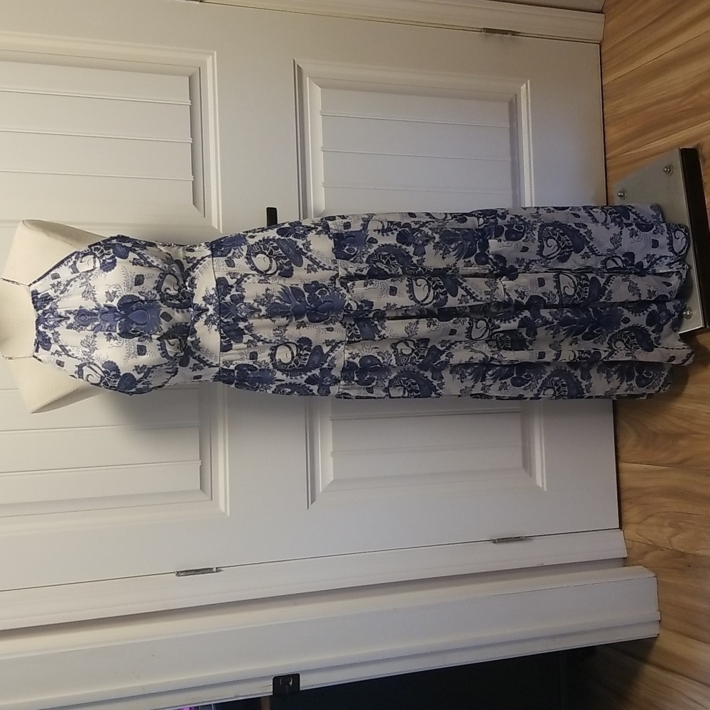 Bisou Bisou Maxi Dress White and Blue Tiered  Split Skirt Fitted Zip Side Size 2